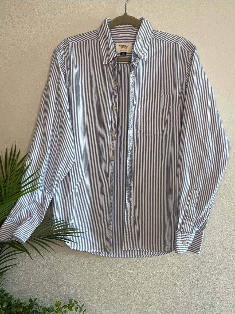 American Eagle Outfitters Blue & White Pinstripe Button-Down Shirt